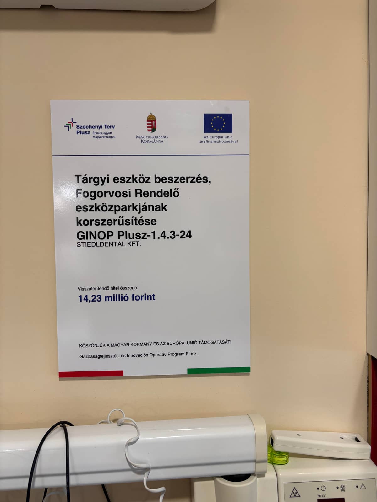 A GINOP Plusz pályázat keretében beszerzett fogászati eszköz